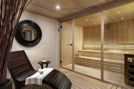 Crowne Plaza Istanbul Ortakoy Bosphorus, an IHG Hotel - Image 31