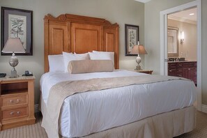 1 bedroom, iron/ironing board, WiFi, bed sheets - 1 Bedroom Deluxe Condo at Emerald Grande, on Destin Beach!!! Sleeps 6!!!! (Destin)