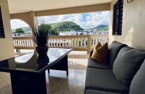 Property grounds - Modern Village | Suit 2 (Ceiba)
