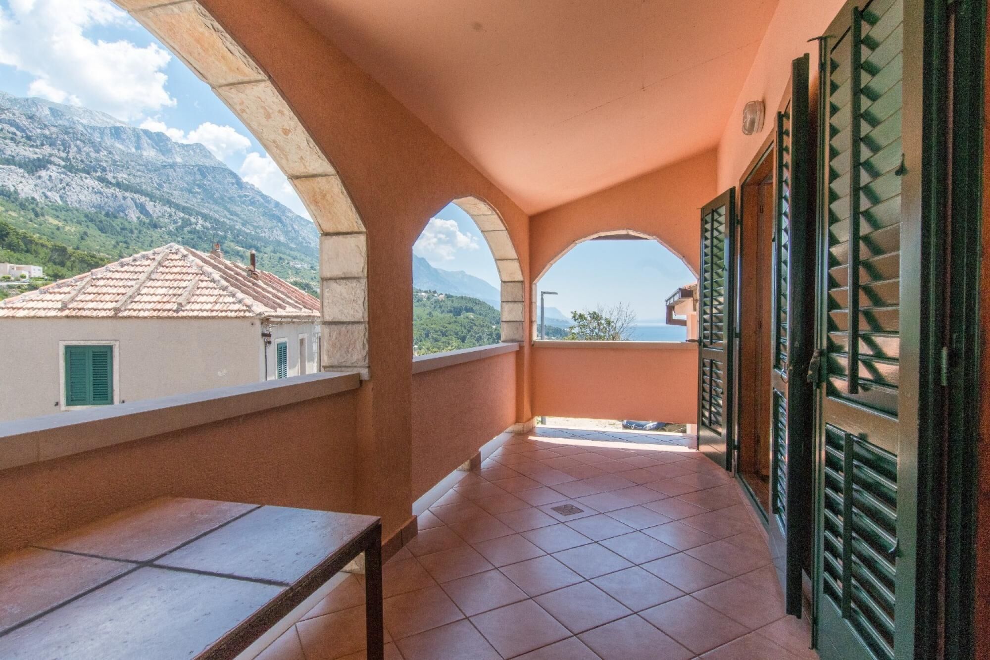 Apartment, Smoking | 8 bedrooms