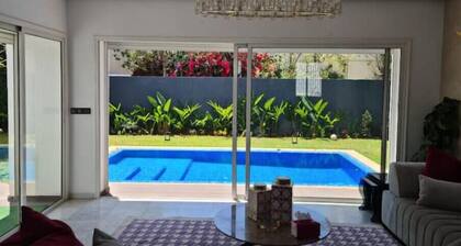 Luxury villa centrally located