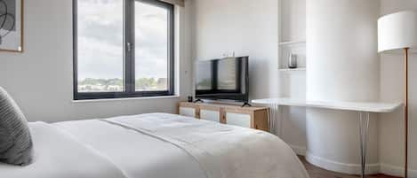 Bügeleisen/Bügelbrett, WLAN, Bettwäsche