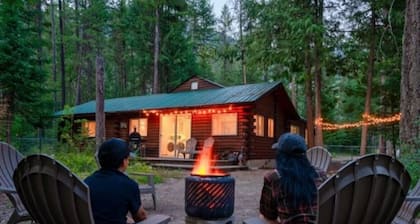 Moyie River Hideaway