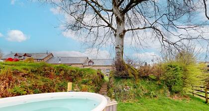 Norton Cottage, Hawkridge