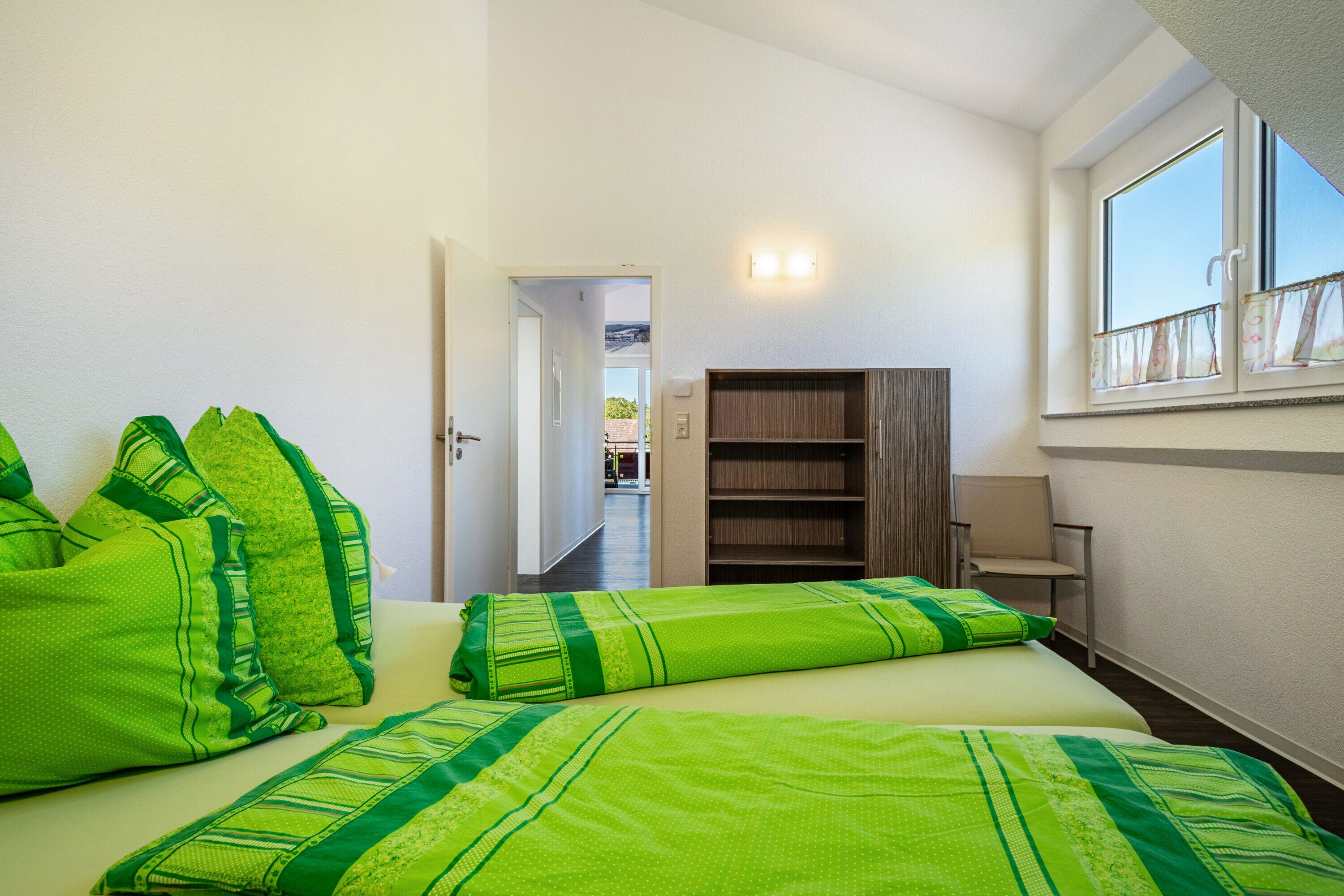 2 chambres, fer et planche à repasser, Wi-Fi gratuit, draps fournis