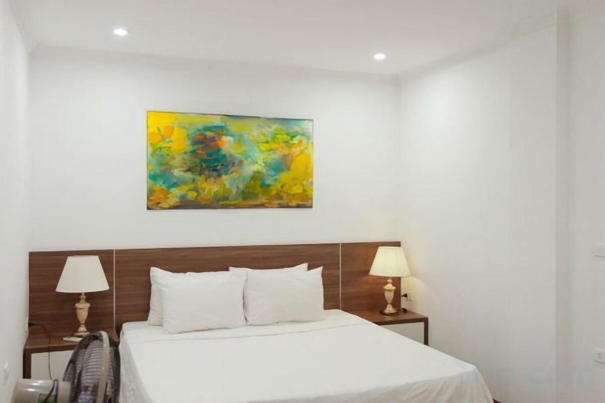 Egyptian cotton sheets, premium bedding, down comforters