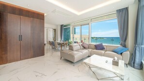 Basic Room, 2 Bedrooms (SUITE ROOM) | 1 bedroom, free WiFi