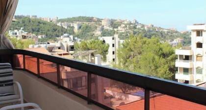 Choueifat Apartment with Scenic Views