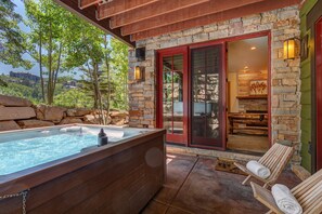 Terrace/patio - Abode at Benoit Lookout | Luxury lodge with ski access (Park City)