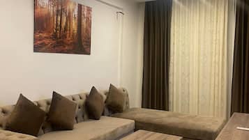 Juniorsvit | Vardagsrum | LCD-tv, golvvärme, datorskärmar och printers