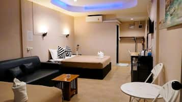 Habitació triple superior | Minibar gratuït, decoració individual, escriptori i wifi gratuïta