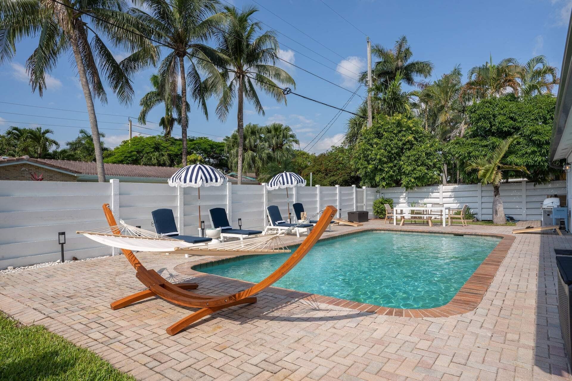Kasa Azul Hollywood | 4BD Private Home with Pool
