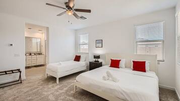 5 bedrooms, desk, iron/ironing board, travel cot