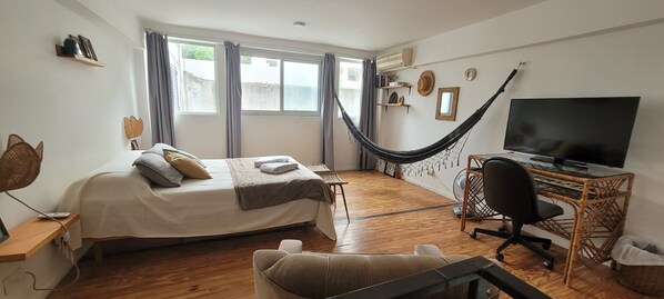 1 sovrum, strykjärn/strykbräda, wi-fi och sängkläder