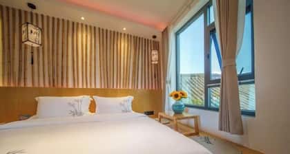 Huachengju View Guesthouse