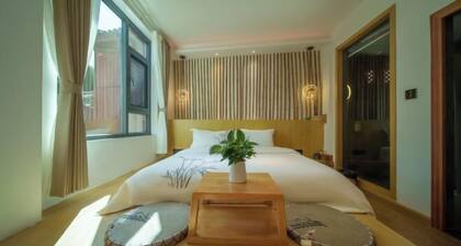 Huachengju View Guesthouse
