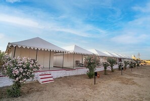 Exterior - Ozaki Desert Camp Jaisalmer (Jaisalmer)