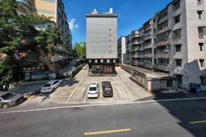 Unclassified image, 4 of 27, button - Carlos Hotel (Kaiping Dongjiao Store) (Kaiping)