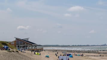 Vlak bij het strand