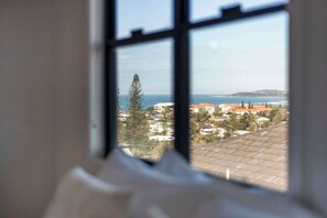 Interior - The Hill - Oceanstays (Yamba)