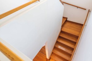 Interior - The Hill - Oceanstays (Yamba)