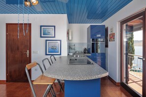 Kühlschrank, Ofen, Herdplatte, Geschirrspüler