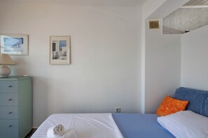Family Apartment, Multiple Bedrooms, 2 Bathrooms, Sea Facing (Adriatic Pearl Suite) | 2 bedrooms, free WiFi, bed sheets - Adriatic Pearl Suite (Kraljevica)