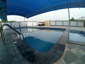 Exterior - Vadpadraka Hotel and Resort (Waghoriya)