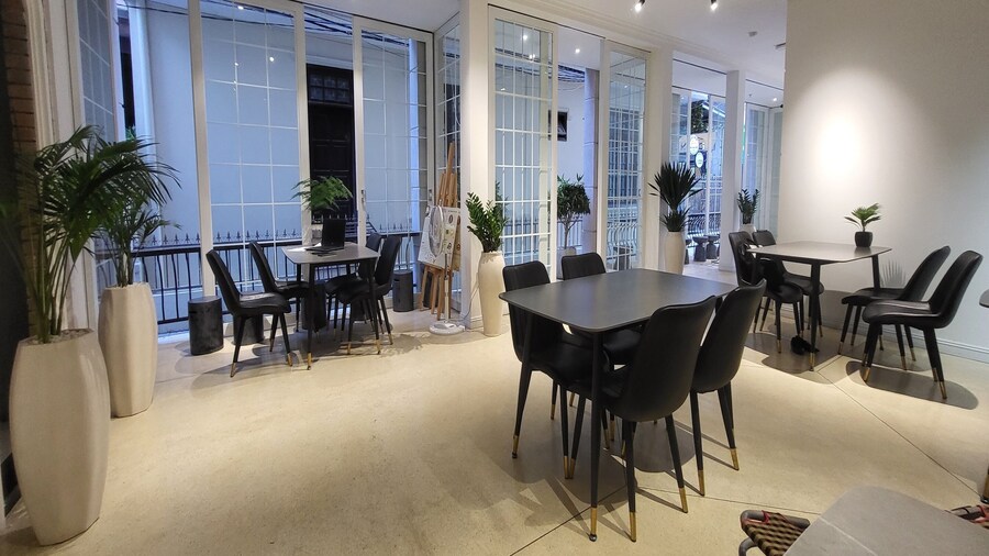 Amy Hotel And Apartment Hue