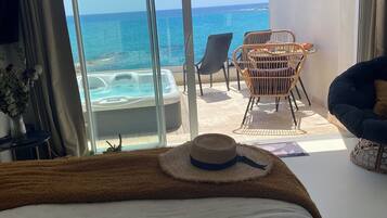 1 bedroom, in-room safe, iron/ironing board, WiFi