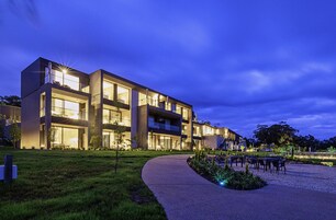 Fachada de la propiedad