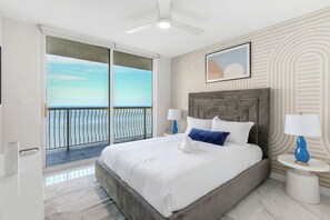 3 habitaciones, tabla de planchar con plancha y cuna de viaje 