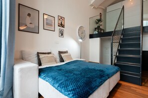 1 chambre, bureau, fer et planche à repasser, Wi-Fi gratuit