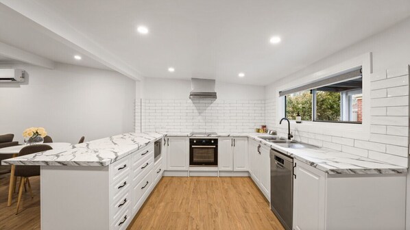 Fridge, microwave, oven, stovetop