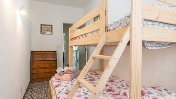4 habitaciones, wifi gratis y ropa de cama