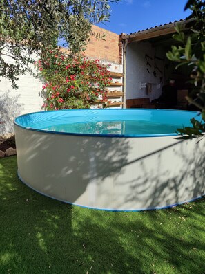 Pool - Holiday Home 'Cal Marcos' with Private Terrace, Private Garden and Wi-Fi (Torregrossa)