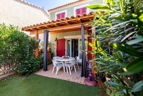 Holiday Home 'Maison Marina Au Bacarès' with Private Terrace, Private Garden and Wi-Fi