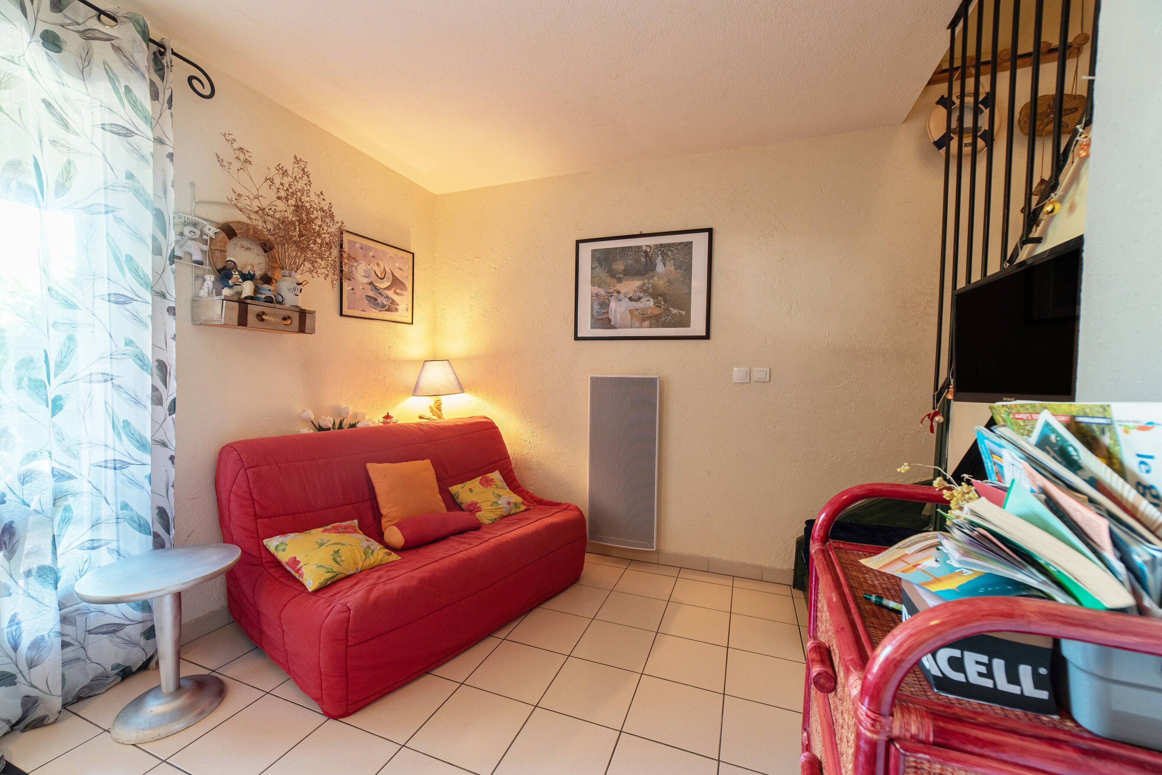 TV, DVD player, stereo