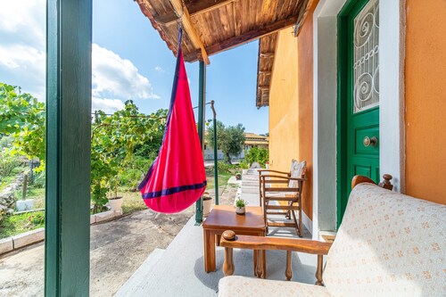 Holiday Home "Edem Garden" with Mountain View & Wi-Fi