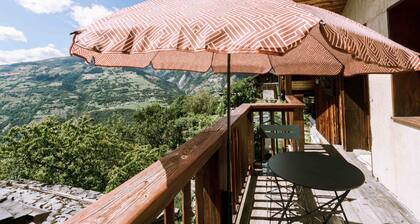 Chalet "Cosy" with Mountain View & Private Terrace