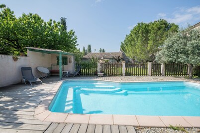 Maison en Pierre, Jardin : Clim et Piscine en été Jacuzzi et Chauffage en Hiver