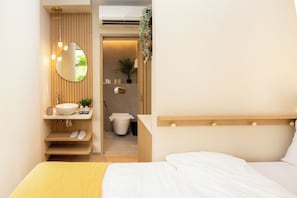 Coffres-forts dans les chambres, bureau, rideaux occultants