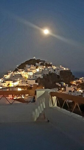 Milona s House in Chora Serifos