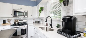 Port Clinton Getaway Near the Beach