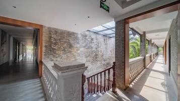 บริเวณภายนอก