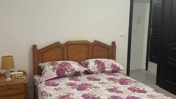 2 soverom og sengetøy