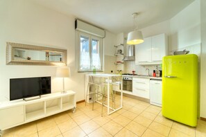 Réfrigérateur, lave-vaisselle