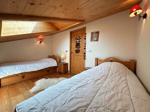 3 chambres, fer et planche à repasser, Wi-Fi