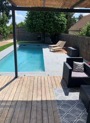 Outdoor pool, a heated pool