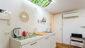 Immagine non classificata, 3 di 42, pulsante